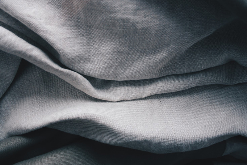 Microfiber Sheets vs Cotton: Which Have Better Quality?