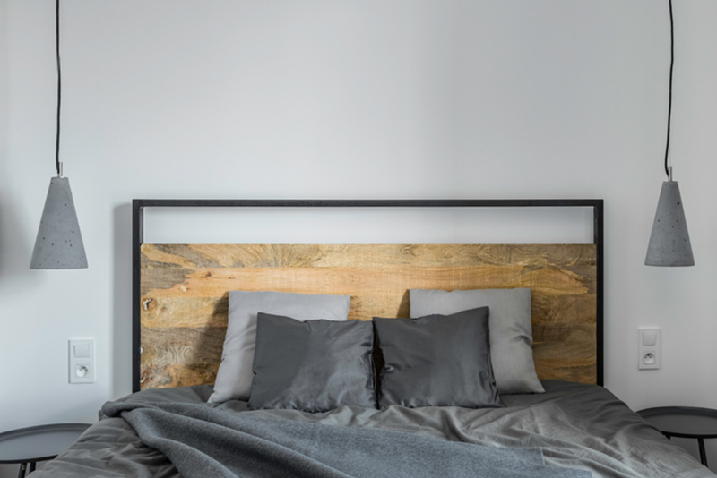 DIY Headboard #6 - Cedar Fence Headboard