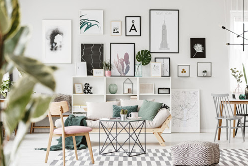 How To Decorate A Bedroom  - Wall Art Shows Your Personality